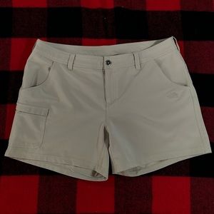 🎉FLASH SALE🎉The North Face hiking shorts.